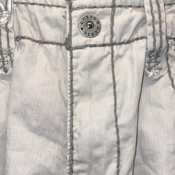 GUESS Jeans high end Designer Cargo shorts size 33 like NEw denim Jean short - Picture 5 of 12